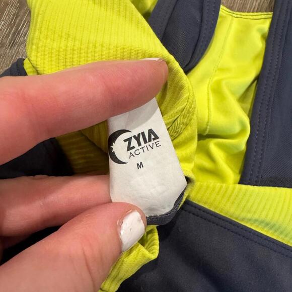 Zyia Neon Yellow Parallel Luxe Adjustable Sport Bra Medium - Picture 7 of 7